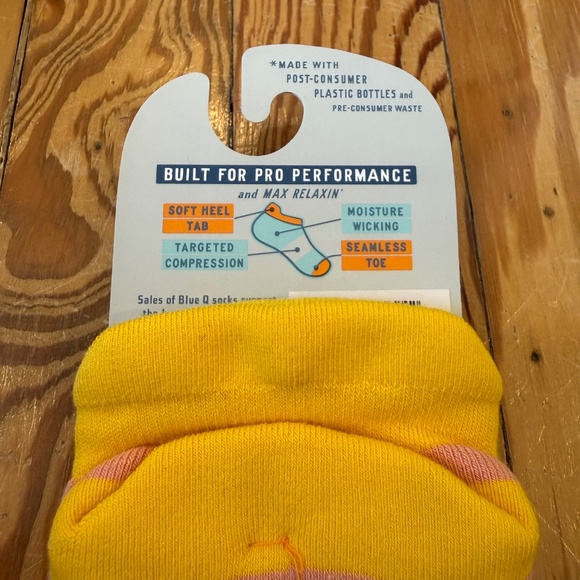 Socks: Peace, love and therapy - Picture 3 of 4